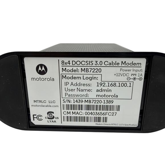 Motorola MB7220 DOCSIS 3.0 8x4 Cable Modem with Cables and Power Adapter - Picture 4 of 8